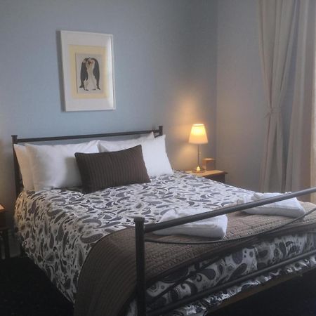 The Bank Guesthouse 글렌인스 외부 사진